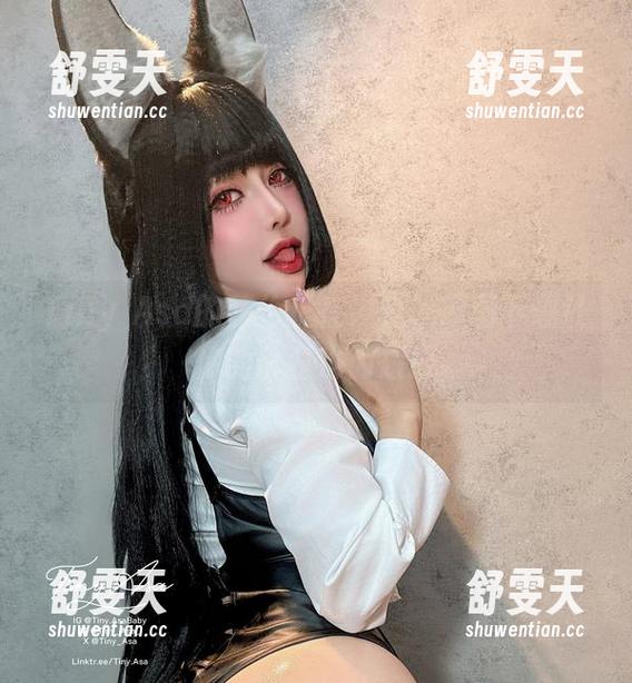 Tiny Asa的菲伦正在发光，原图下载让你的屏幕也闪耀！